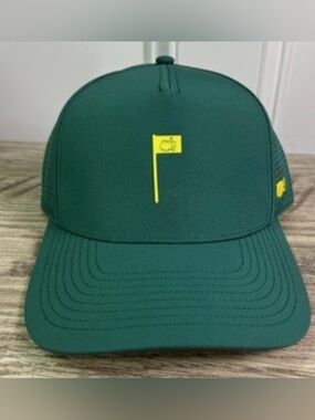 2026 Masters Green Mesh Golf Hat with Yellow Flag Logo